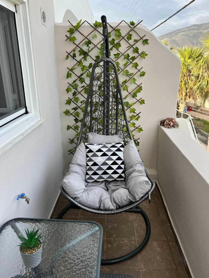 Beach Apartment Edem First Floor Perivólosz Kültér fotó